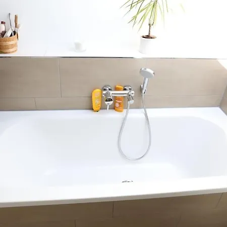 Moderne, Idyllische Wohnoase Mit Holzfass, Naehe Europapark Hébergement de vacances *